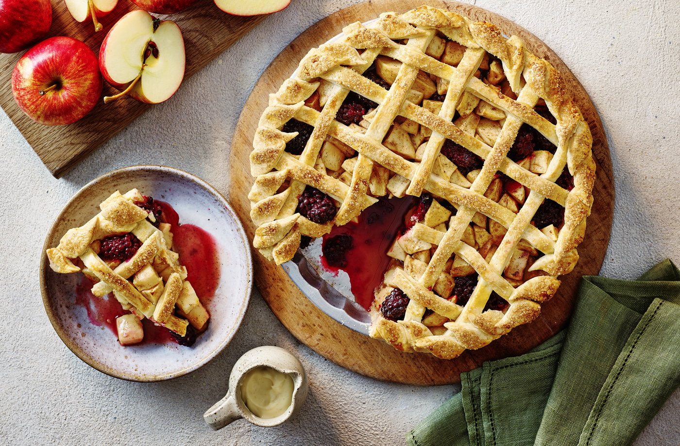 Apple and blackberry pie recipe