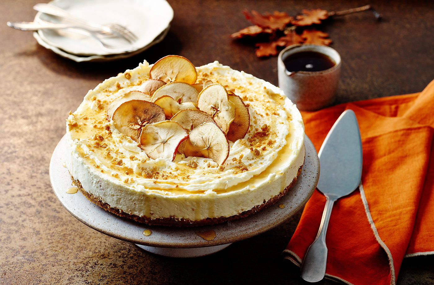 Apple, cinnamon and ginger cheesecake  recipe