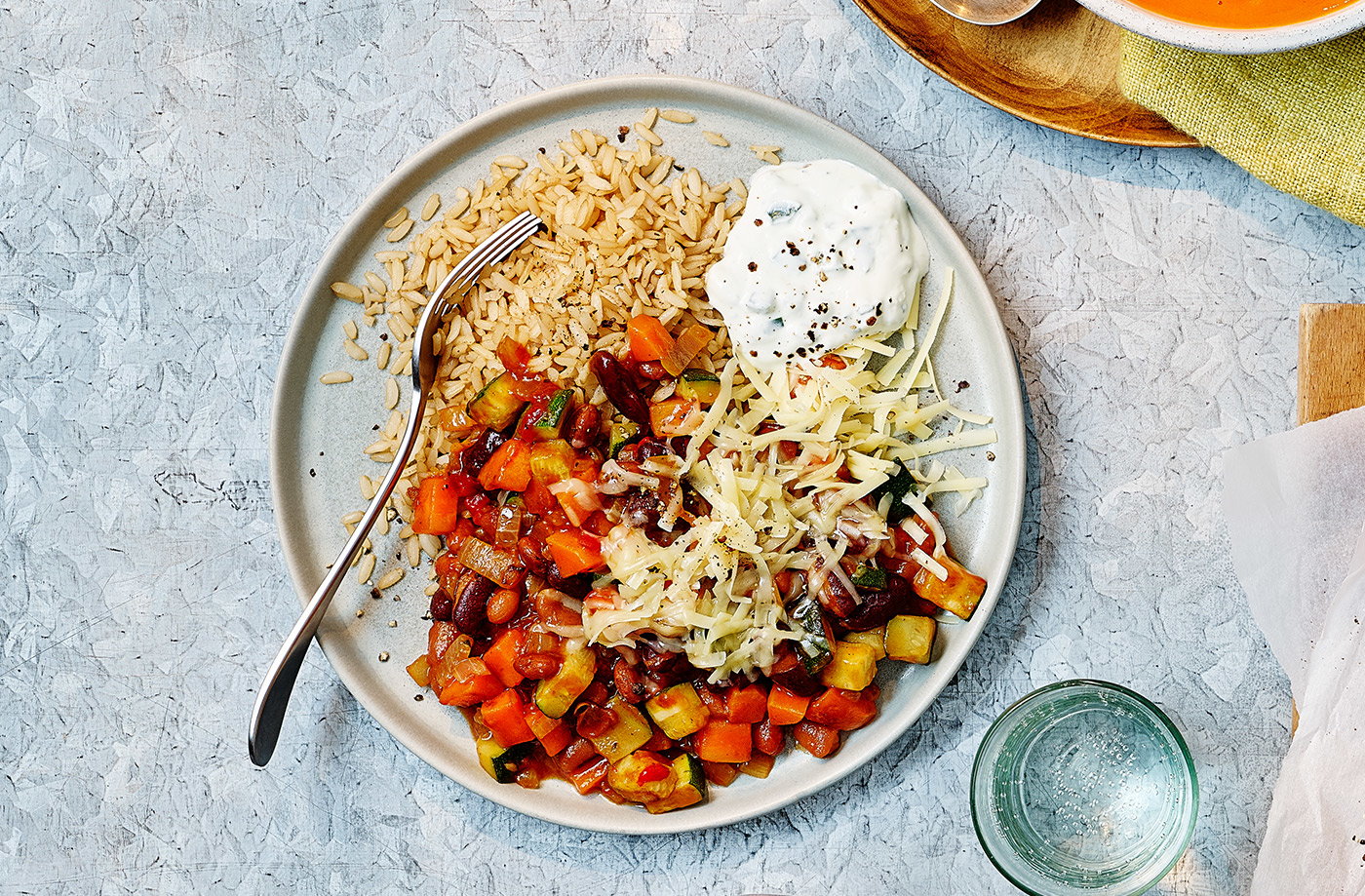 Kids' easy veggie chilli recipe