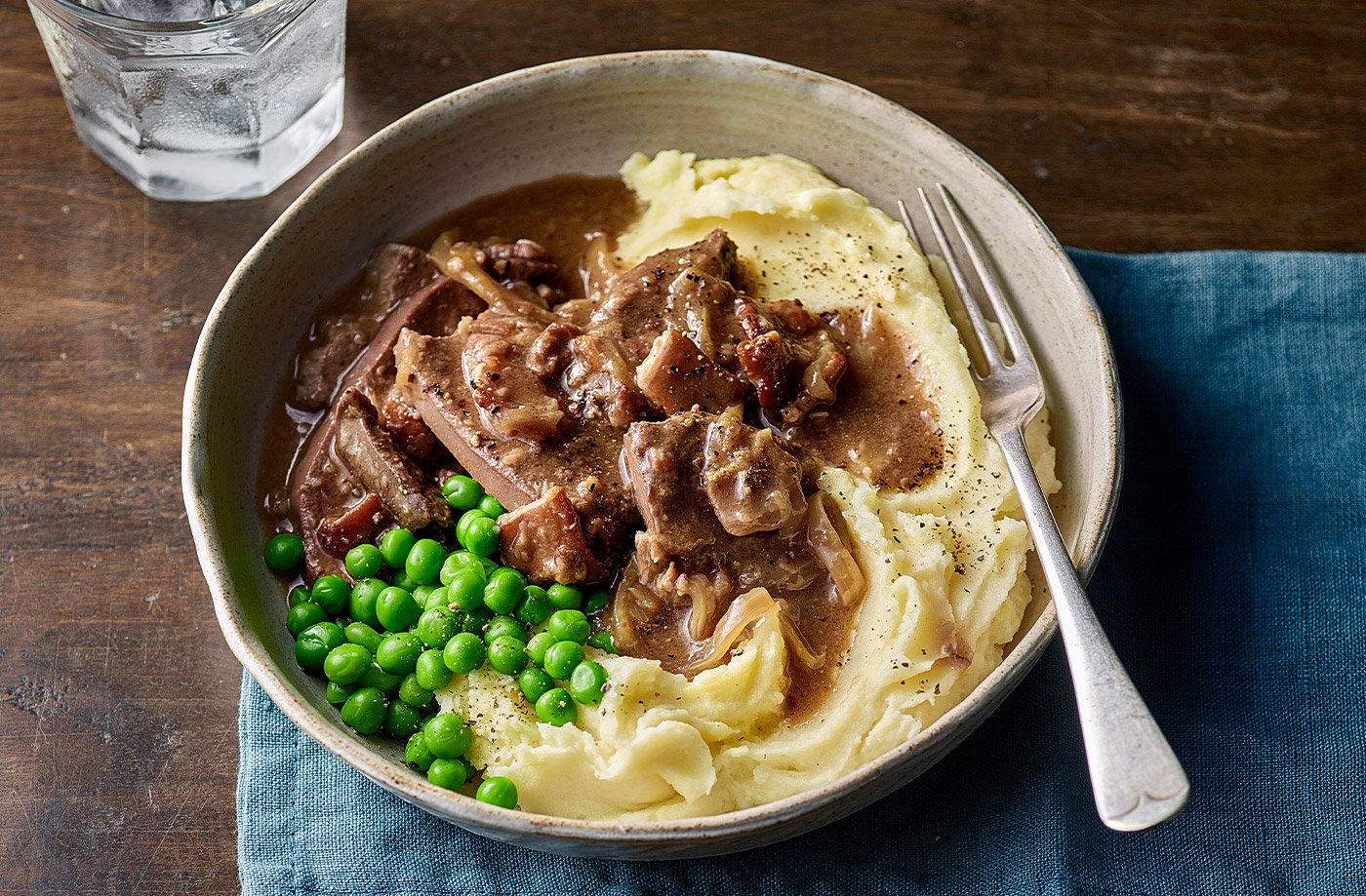 Slow-cooker lamb's liver, bacon and onions recipe