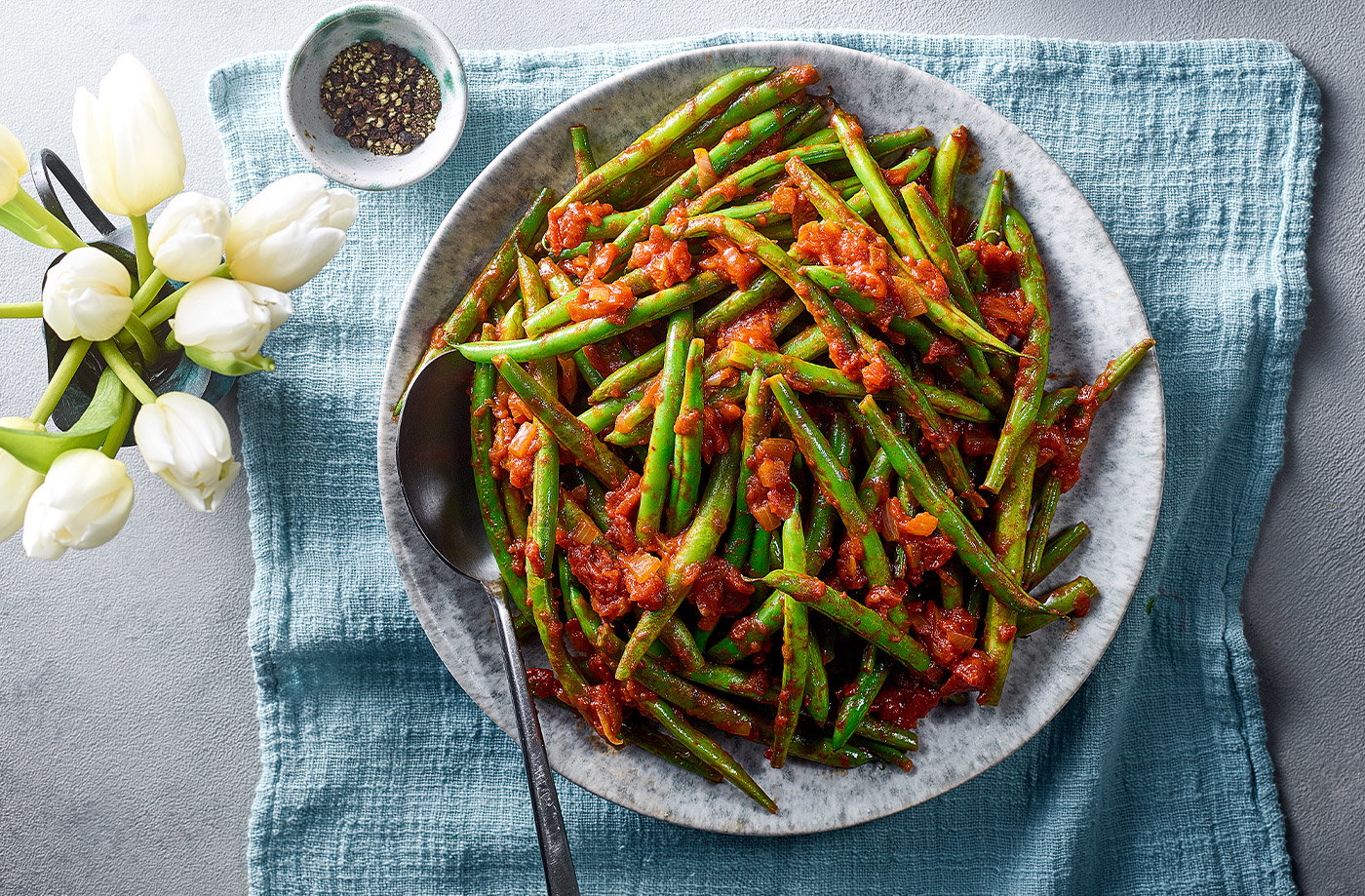 Tomato-braised green beans recipe