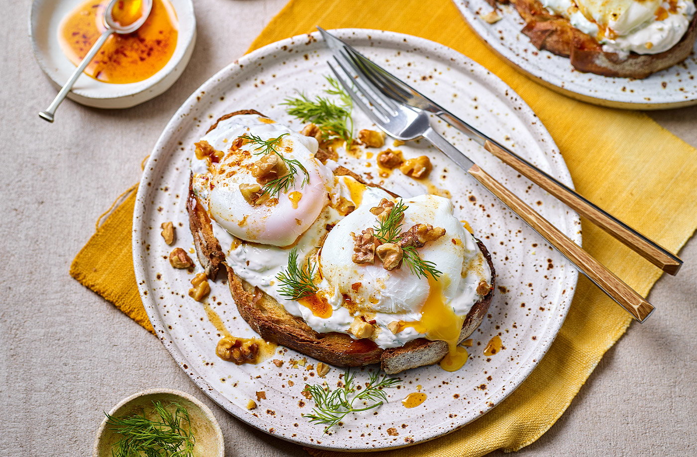 Turkish eggs on toast recipe