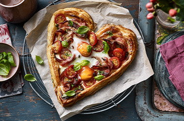 Breakfast heart tart