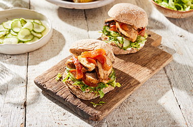 Jamie's chipotle chicken burgers