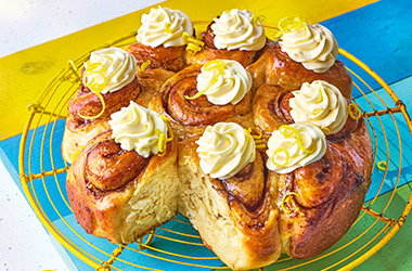 David's citrus cinnamon rolls