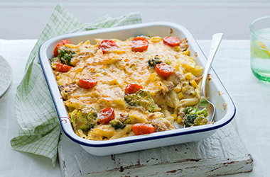 Tuna pasta bake