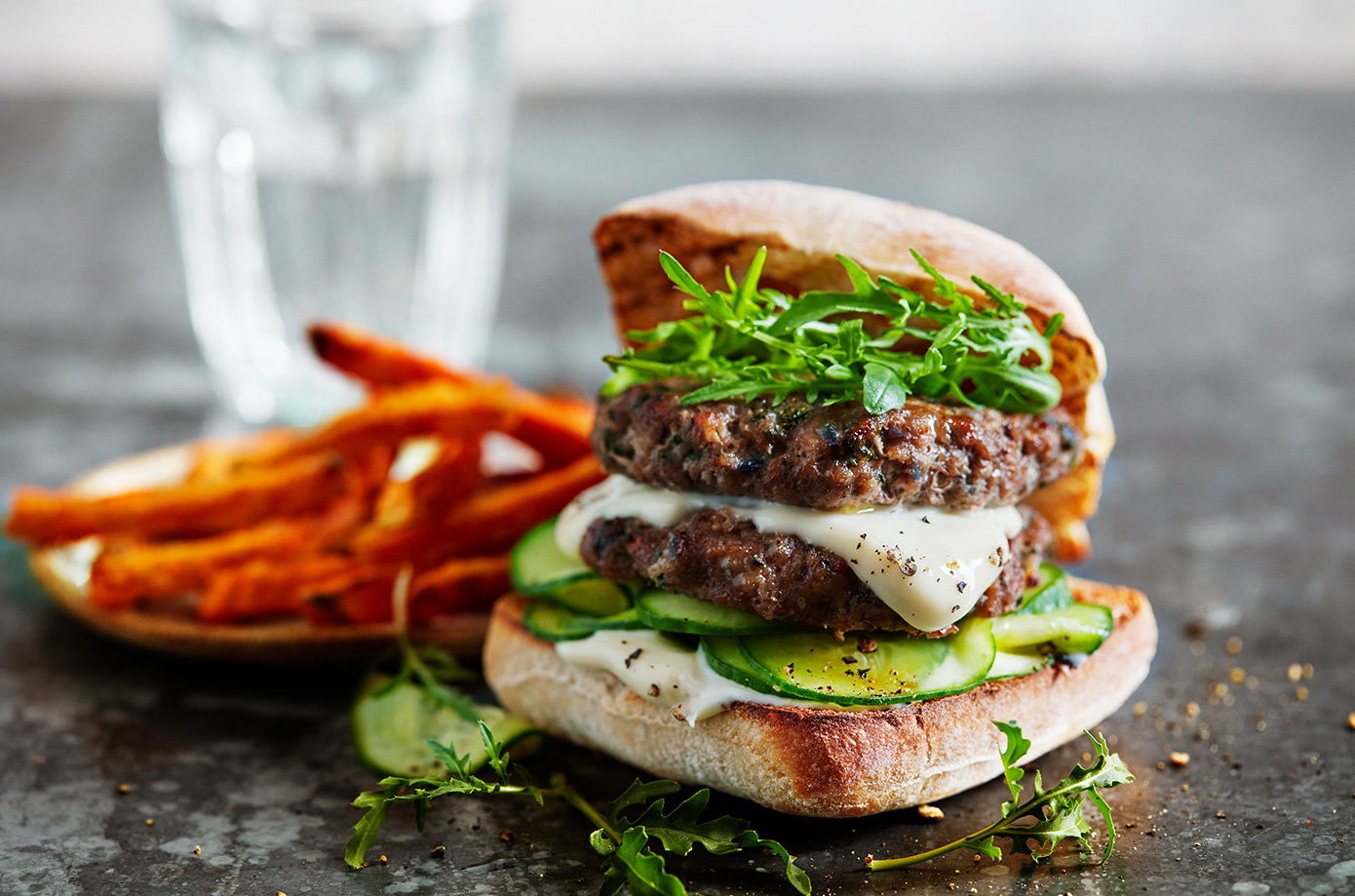 Minted lamb burgers