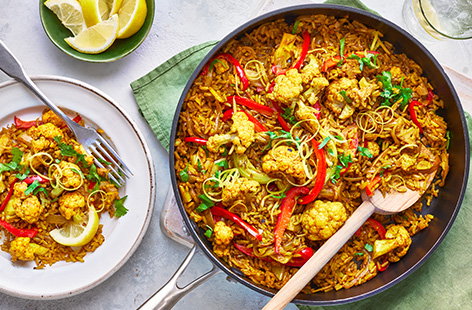 This super simple vegan biryani is packed full of flavour. Tikka cauliflower is stirred into gently spiced rice with peppers, onion and ginger. Made entirely in one pot, this curry is a total midweek winner.