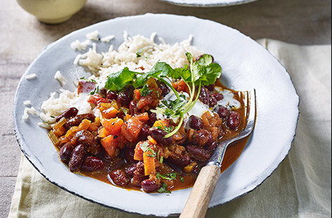 This hearty, fibre-packed bean curry is a twist on the classic curry that delivers all the same satisfaction