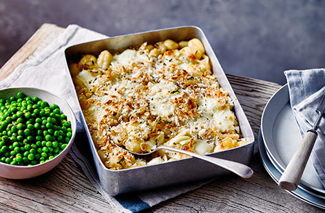 For some indulgent winter comfort food, try this caramelised onion gnocchi gratin recipe. Onions are cooked slowly until jammy and deeply caramelised,  then baked with gnocchi and a melting mozzarella topping - perfect for a cosy night in.