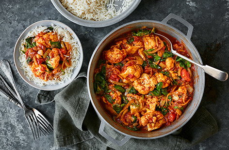 Cauliflower and spinach curry