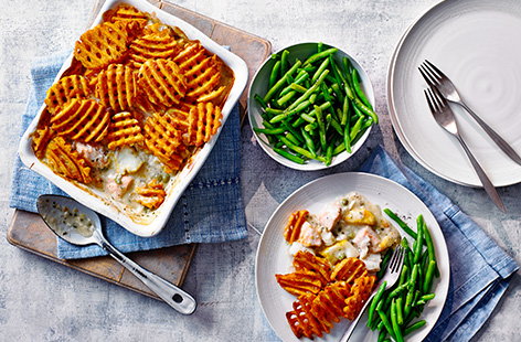 This 5-ingredient cheat's fish pie recipe is the easiest shortcut to a hearty midweek meal for the family. Using ready made parsley sauce and frozen fish, simply add the fun crispy potato lattice topping, bake and serve with green beans - dinner is served!