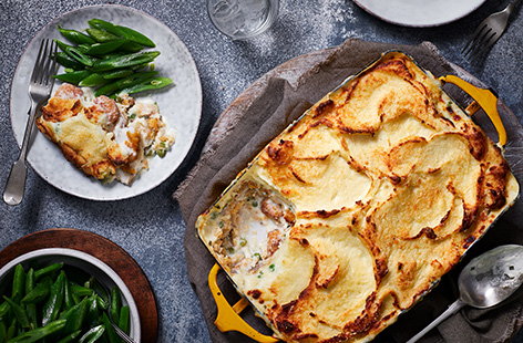 Try something different with a packet of fish fingers and turn them into this hearty fish finger pie. Baked in a creamy parsley sauce and topped with fluffy mash, this is sure to be a new family favourite.