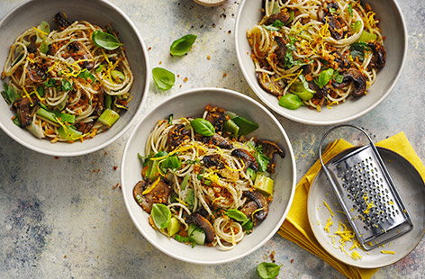 Quick, zesty and fresh, this super-healthy vegan spaghetti makes for a super midweek option