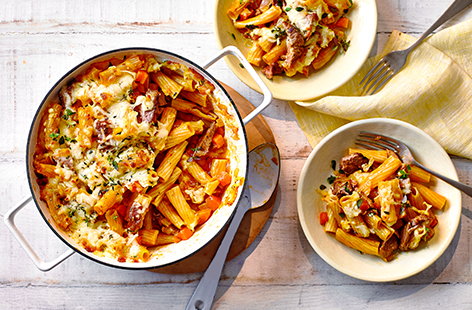 Rethink a family favourite with this one-pot shepherd's pie pasta recipe that uses up leftover lamb from your Easter lunch. 