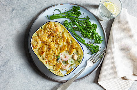 Filled with a frozen cooked seafood cocktail mix, this solo seafood pie is a great dinner for one