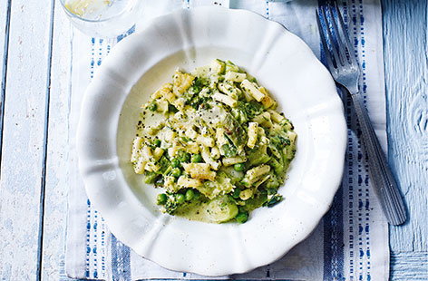 The perfect comforting supper - this classic mac and cheese has been given a delicious twist with added courgette, broccoli, peas and leek. An easy pasta recipe that makes a marvellous midweek meal