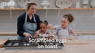 Kids Cook: Scrambled Eggs on Toast