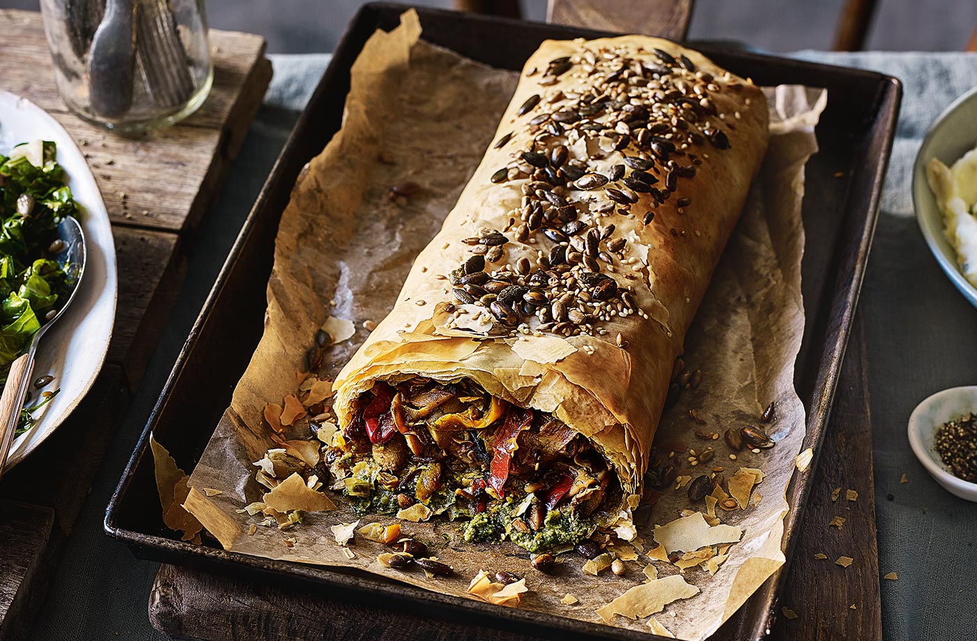 Mushroom, pepper and pesto strudel recipe