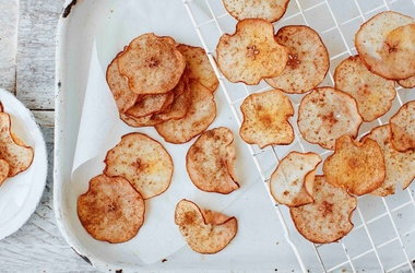 Spiced pear crisps