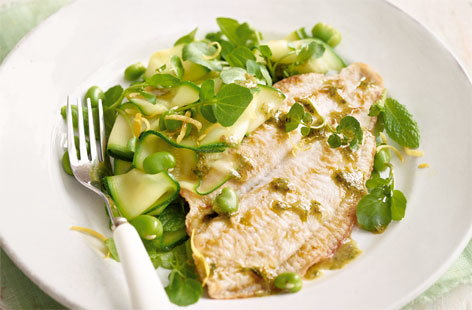 The tender white flesh and delicately flavoured plaice is popularly served pan-fried