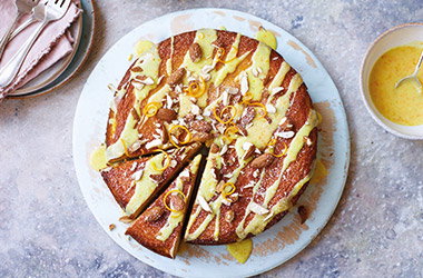 Whole orange and almond cake