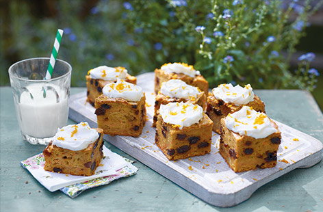 Carrot cake squares