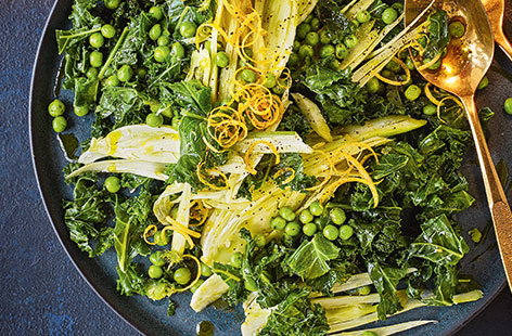 Kale, pea and fennel salad