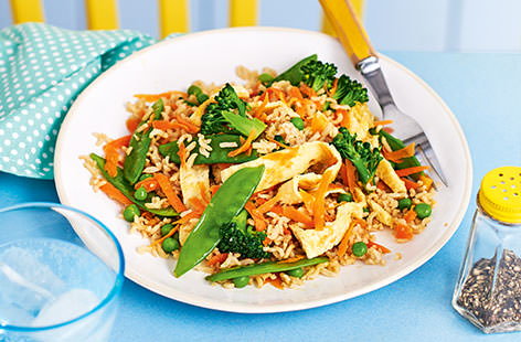 Vegetable fried rice with egg ribbons