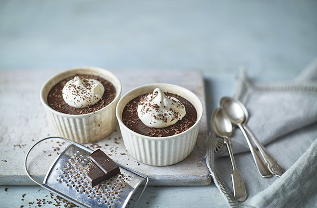 Chocolate pots