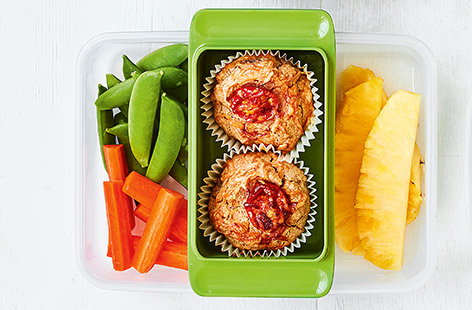 This tomato and bacon savoury muffin recipe makes a great healthy lunchbox idea for kids. Find more Lunchbox recipes on Tesco Real Food.