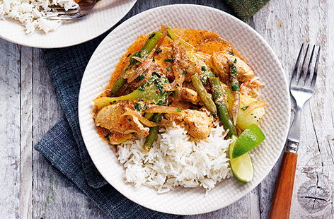 This flavour-packed Thai curry has everything you need for a cosy night in. Ready in no time, tender chicken meets creamy coconut, aromatic soy and fresh pak choi in this authentic fakeaway. Serve with lime wedges to lend the dish a vibrant acidity.