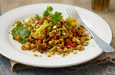 Chickpea, date and pistachio pilaf